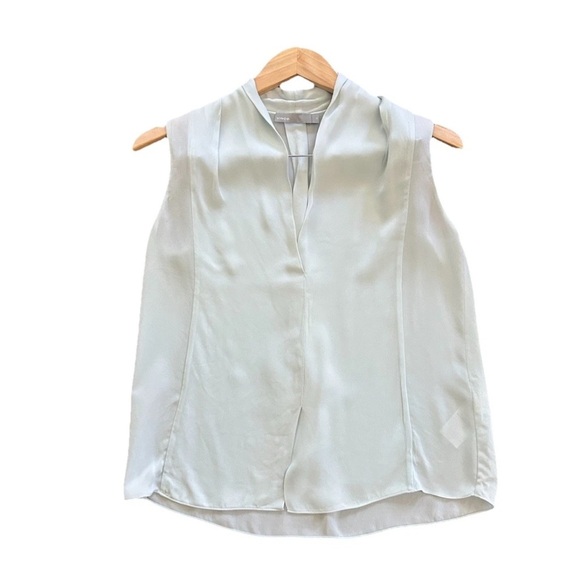 $275 retail VINCE SLEEVELESS DRAPE NECK BLOUSE 100% silk pastel green XS vneck - Picture 1 of 9